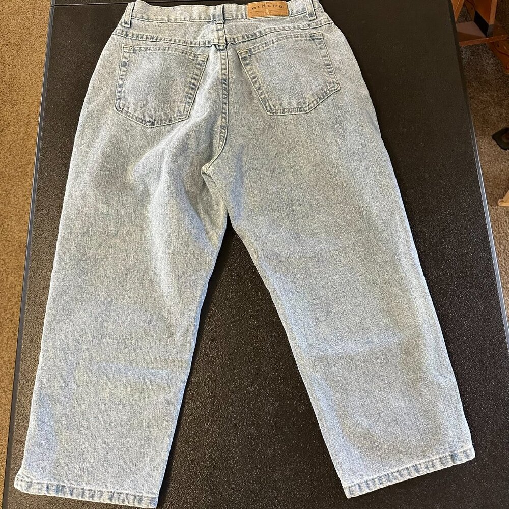 Lee Riders Capri Jean Size 10 Med Fits more like Size 8 Light Blue Wash Denim - Picture 4 of 13